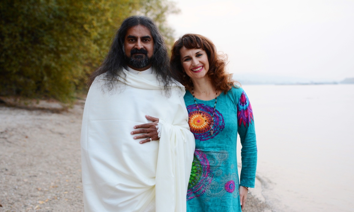 Mohanji and Devi, big smile by the river Danube